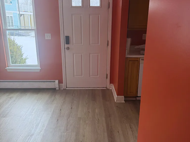 6 Hollis St — Photo 3