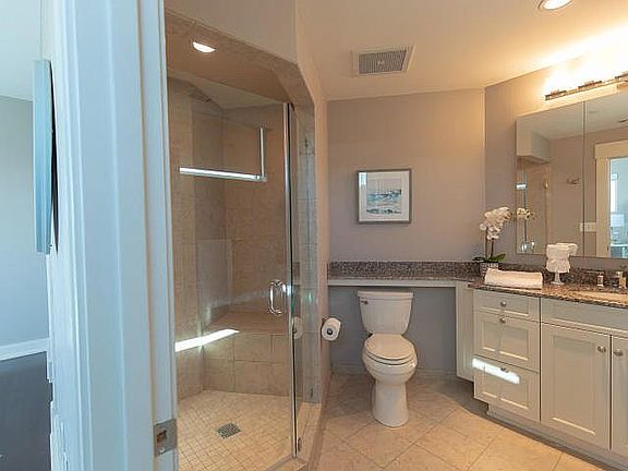 4th image of 222 Witherspoon St #407