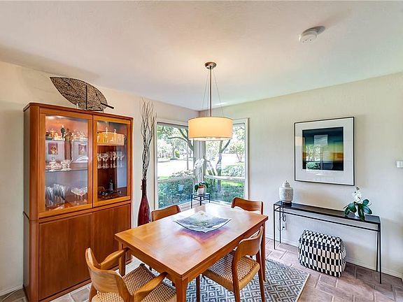 3rd image of 3935 Crown Shore Dr