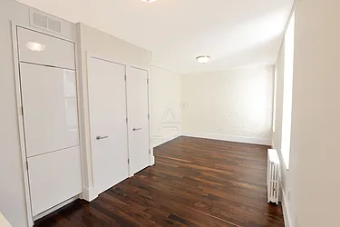 Rented by Peter Ashe