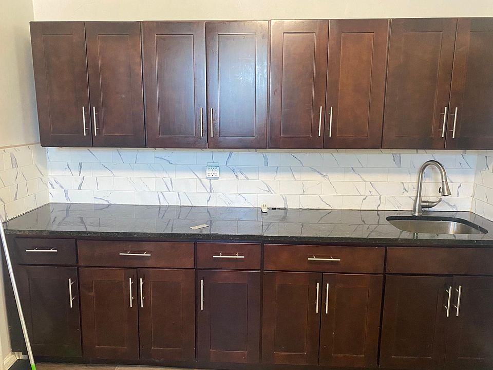 1st image of 381 1/2 Central Ave #2B