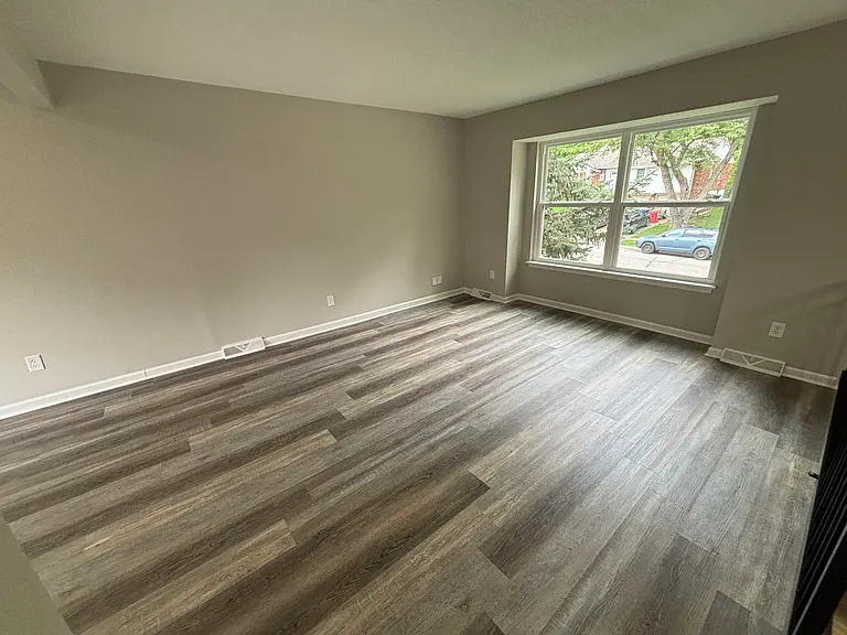 2904 NW Bristol Ct — Photo 7