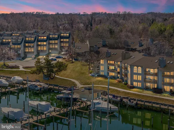 7046 Harbour Village Ct APT 201, Annapolis, MD 21403