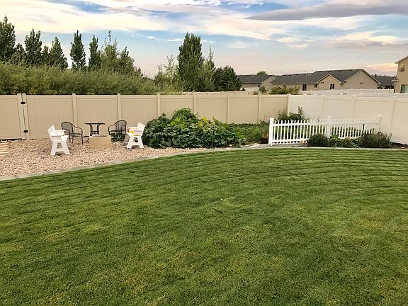 5th image of 4003 E Lakefield Ln