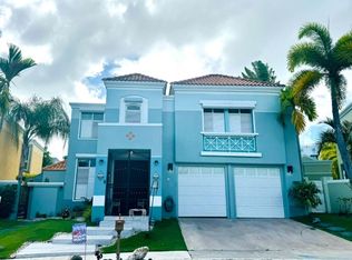 70 Manantial, San Juan, PR 00926