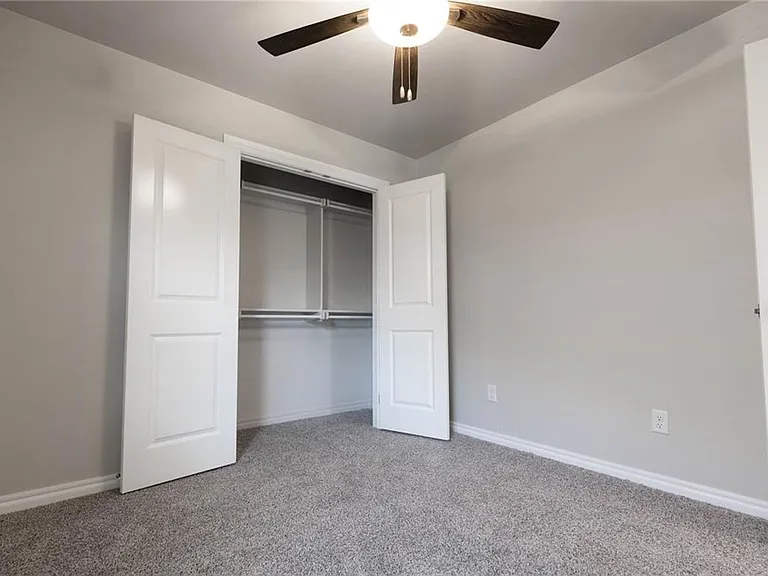 8732 Poppey Pl — Photo 15