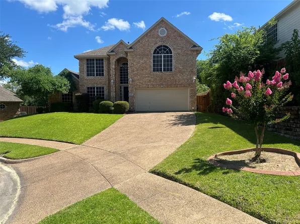 517 Cartgate Ln, Grand Prairie, TX 75052