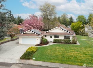 1704 Village Drive, Lynden, WA 98264