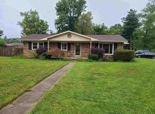 8499 Sycamore Dr, Newburgh, IN 47630