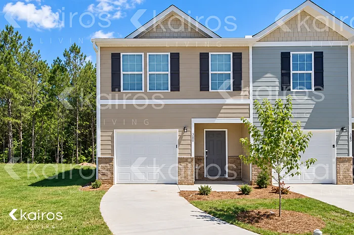 3 bed, 2.5 bath, 1648 sqft, $1,675 — Photo 1