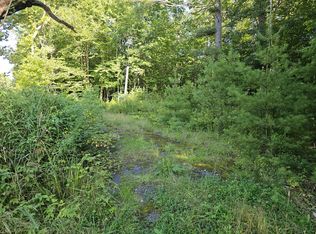 814 Main St, Sumner, ME 04292