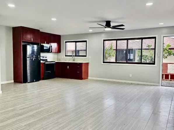 1086 Kaweloka St, Pearl City, HI 96782