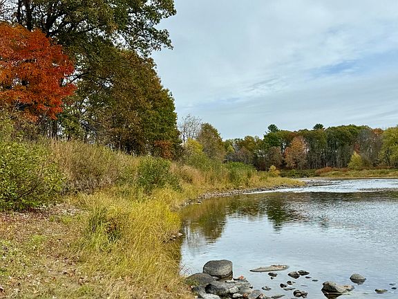 2nd image of M10 L12 Yeaton Island
