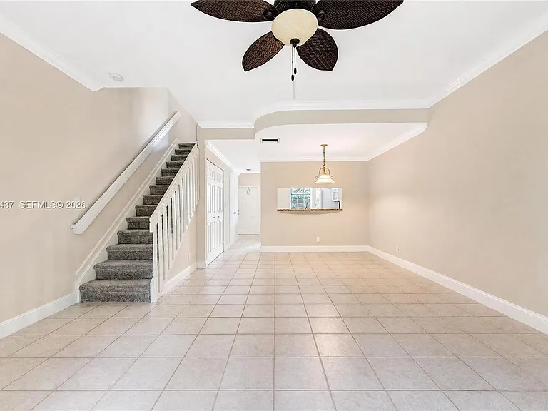 932 Kokomo Key Ln — Photo 3
