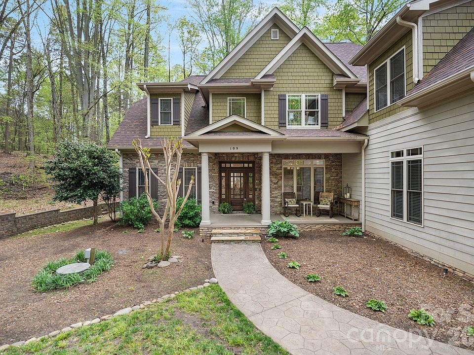 1st image of 109 Hawksnest Ln