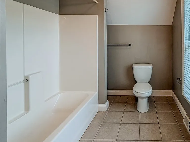 4349 Glen Eden Rd — Photo 39
