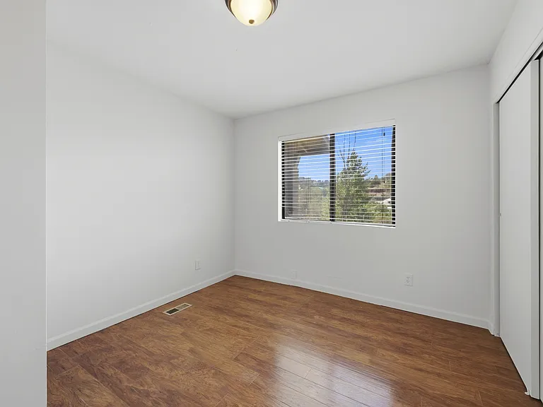 4739 E Julie Dr — Photo 16