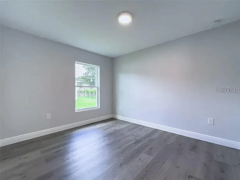 57 Pine Cir — Photo 7