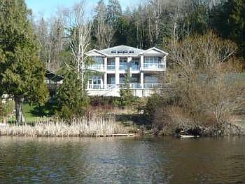 2nd image of 17425 E Lake Desire Dr SE
