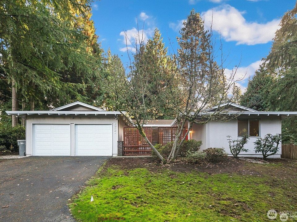 1st image of 12421 NE 65th Place