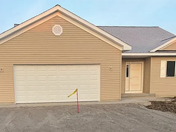 509 Willow Bend St, Auburn, MI 48611