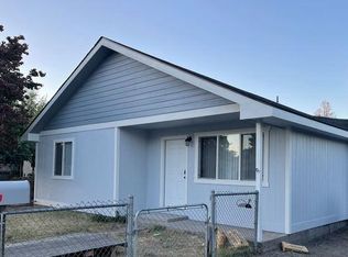 127 E Fremont Ave, Selah, WA 98942