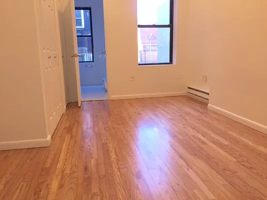 Rented by Citi Habitats | media 32