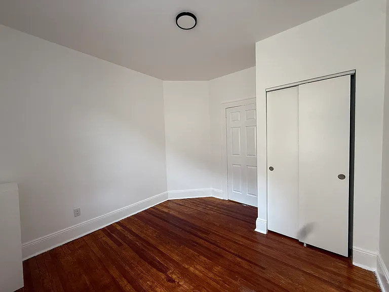 27 Piaget Ave #2 — Photo 7