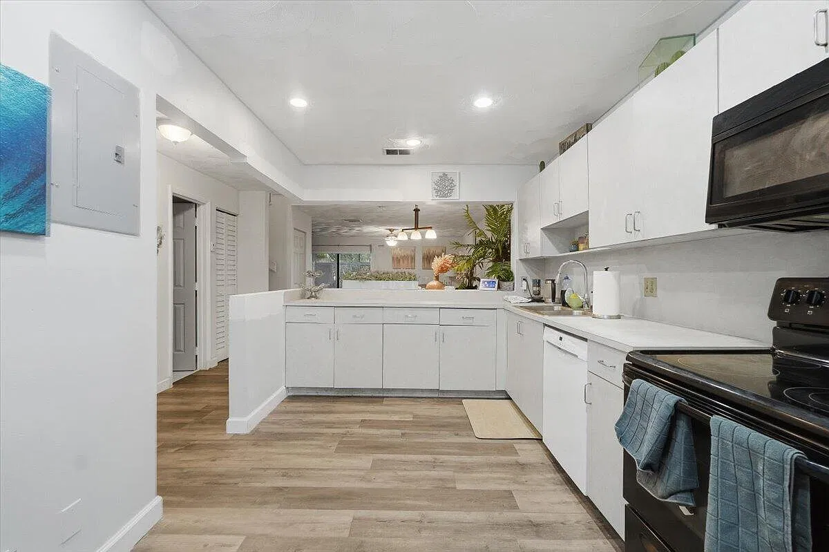 3 bed, 2.5 bath, 1472 sqft, $2,900 — Photo 4