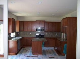 418 Pitner Dr, Lynnwood, WA 98087