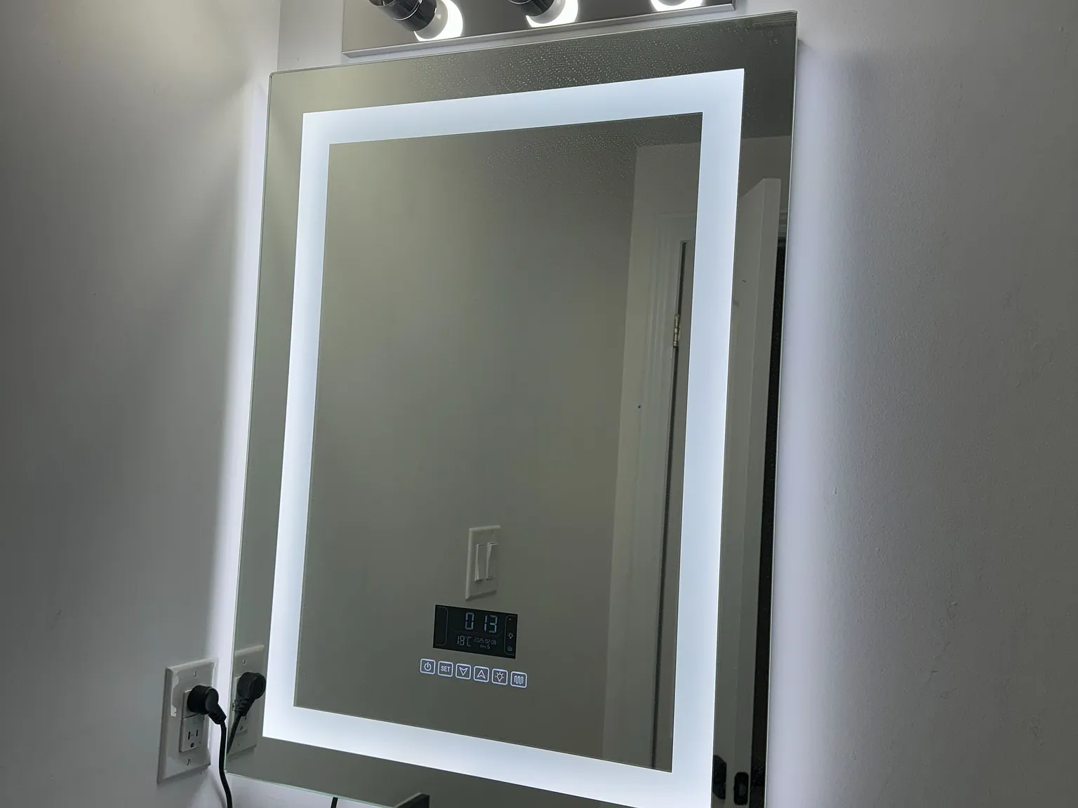 2 bed, $1,400 — Photo 1