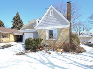 335 N Martin Ave, Waukegan, IL 60085