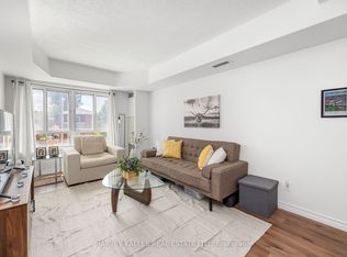 15 Maplewood Ave #212, Toronto, ON M6C4B4