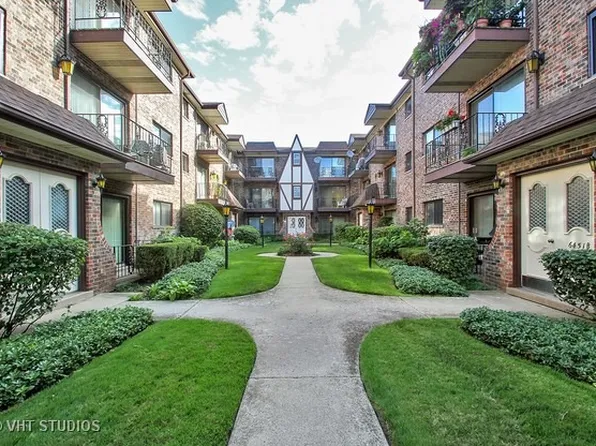 6451 N Northwest Hwy #F-1, Chicago, IL 60631