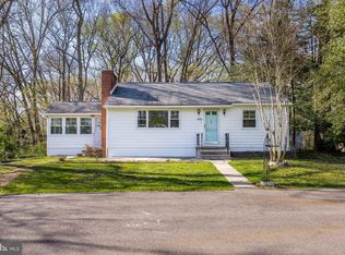 900 Davis Rd, Barrington, NJ 08007