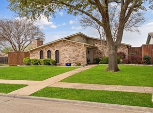 9401 Pollard St, Rowlett, TX 75088