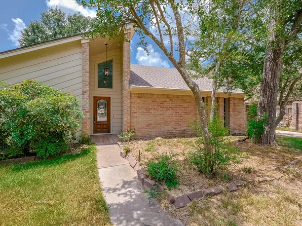 914 Manchester Dr, Conroe, TX 77304
