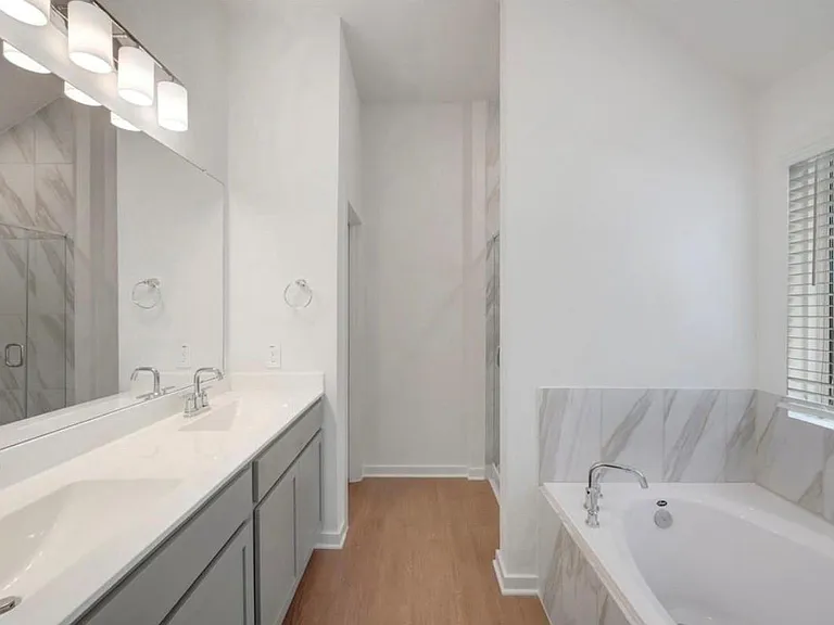 10231 Burton Path — Photo 12