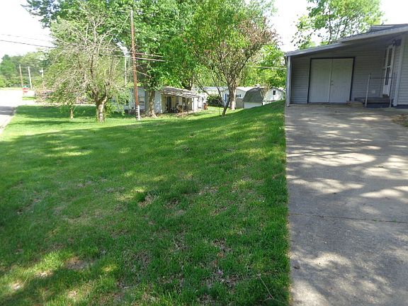 5th image of 802 Johnson Ave