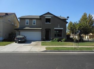 2305 N Mountainside Dr, Los Banos, CA 93635