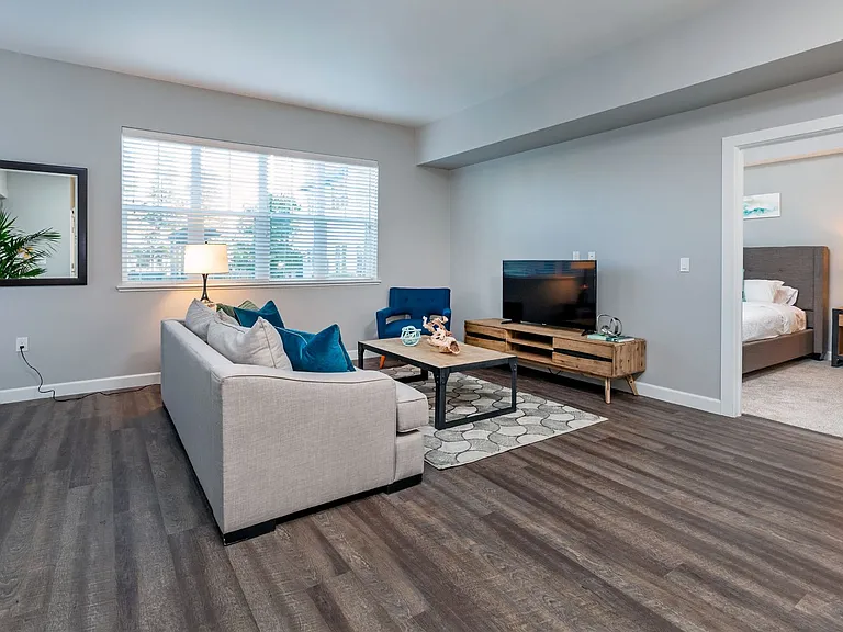 Marina Crossing Apartments — Photo 49