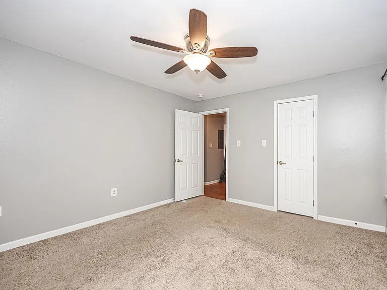 2421 Beachview Dr #G-13 — Photo 18
