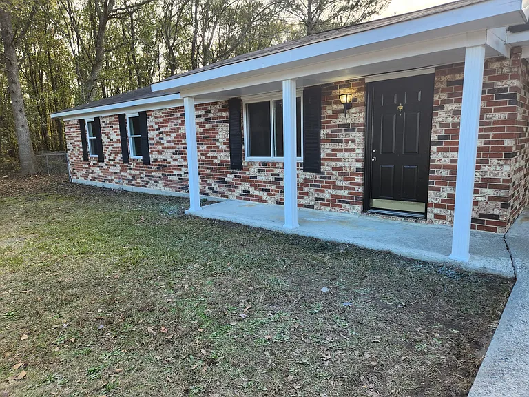 2808 Nighthawk Dr — Photo 1
