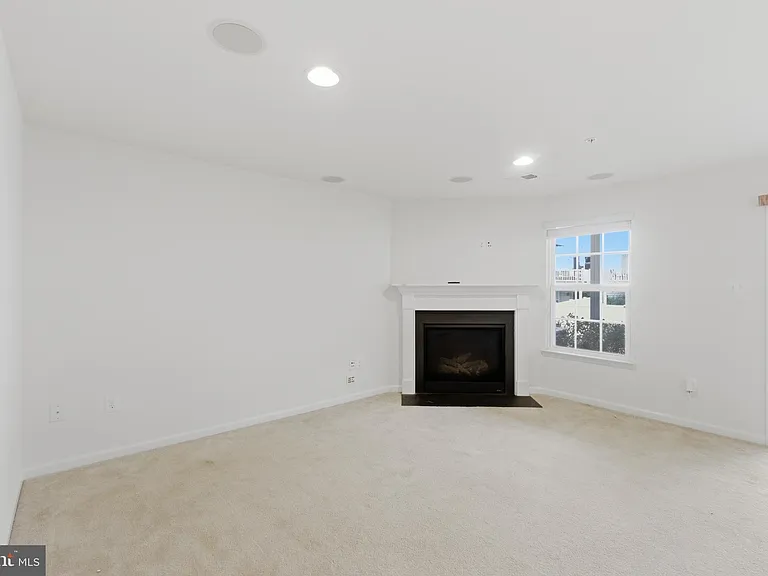 12191 Montreat Pl — Photo 26