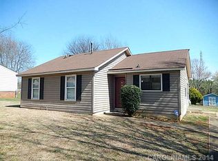 10047 Garth Wood Rd, Charlotte, NC 28273