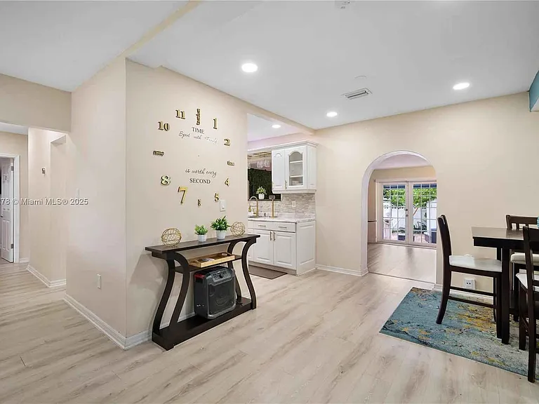 951 NW 148th St — Photo 4