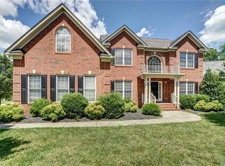 10013 Brightstone Dr, Midlothian, VA 23112