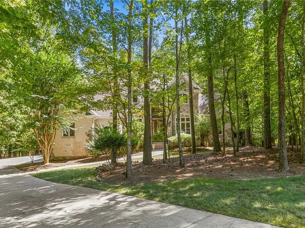 2124 Meares Rd, Chapel Hill, NC 27514
