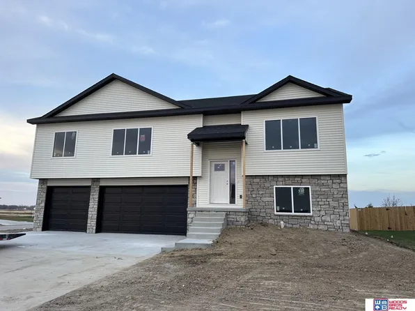 11720 N 146th St, Waverly, NE 68462