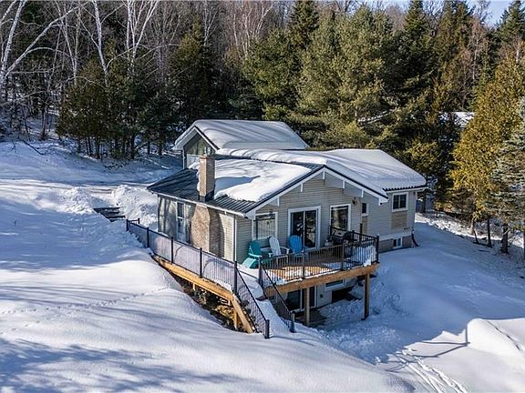 3rd image of 1056 Inawendawin Rd